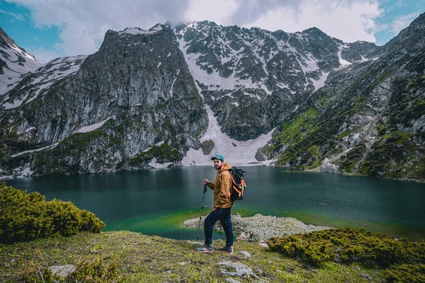 Uncover premier uk campsites for thrilling horse riding escapades with easy reservation options